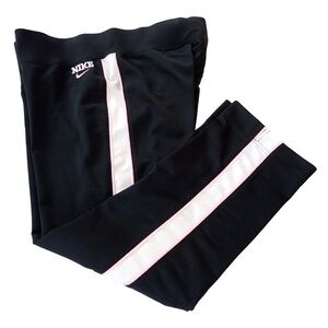 Y2K vintage Nike cropped pants